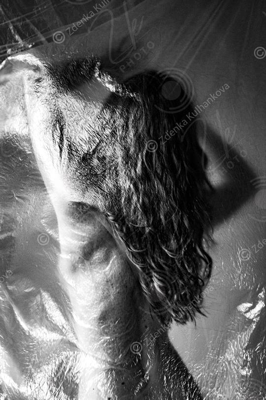 4. Odcházení (50 x 70 cm na výšku)